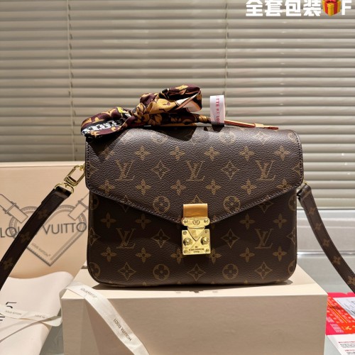 M44875 LOUIS VUITON LV Handbag