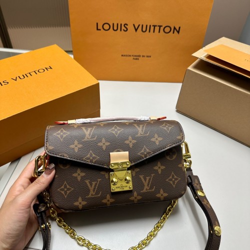 M46279 LOUIS VUITON LV Pochette Métis East West