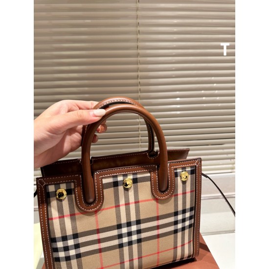 Burberry Title Bags Top Quality Free Shipping