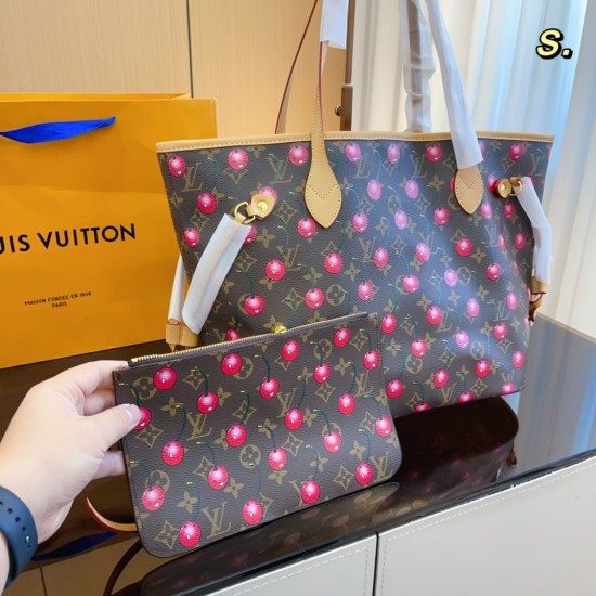 Louis Vuitton LV Neverfull Latest