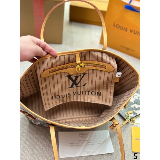 Louis Vuitton LV Neverfull Latest