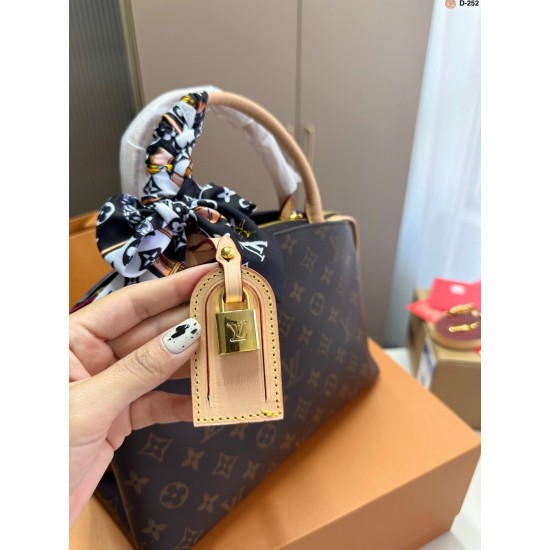 Louis Vuitton LV Grand Palais Monogram Shoulder Bag